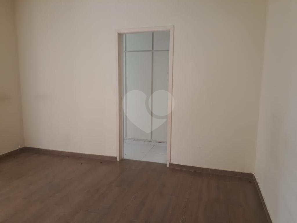 Casa à venda com 4 quartos, 194m² - Foto 3