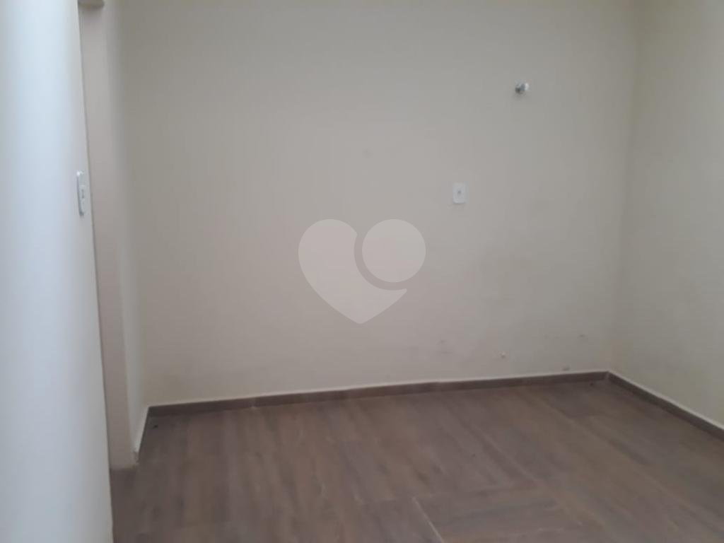 Casa à venda com 4 quartos, 194m² - Foto 12