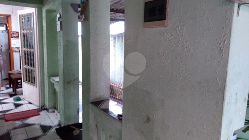 Ótima Casa térrea na Vila Dom Pedro com 2 casas