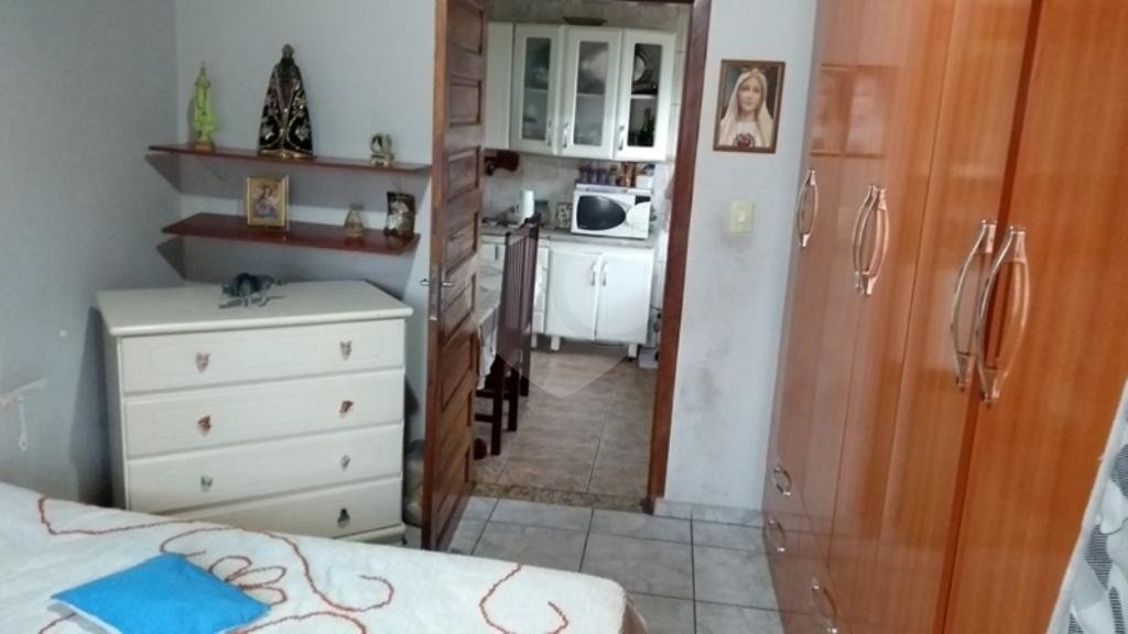 Ótima Casa térrea na Vila Dom Pedro com 2 casas