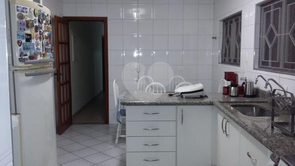 EXCELENTE SOBRADO SANTA TEREZINHA -
