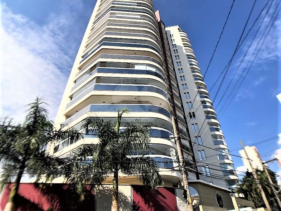 Apartamento Residencial Santa Teresinha com 160 metros