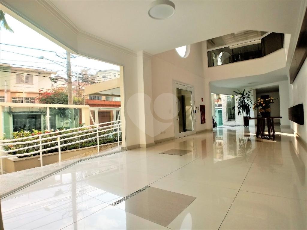 Apartamento Residencial Santa Teresinha com 160 metros