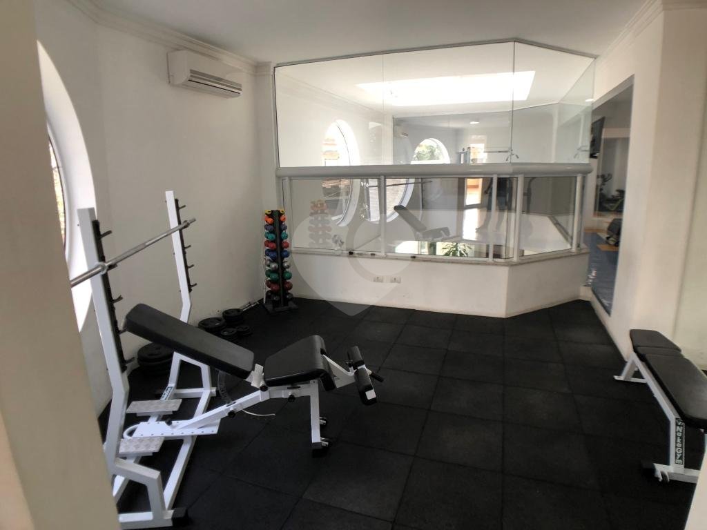 Apartamento Residencial Santa Teresinha com 160 metros