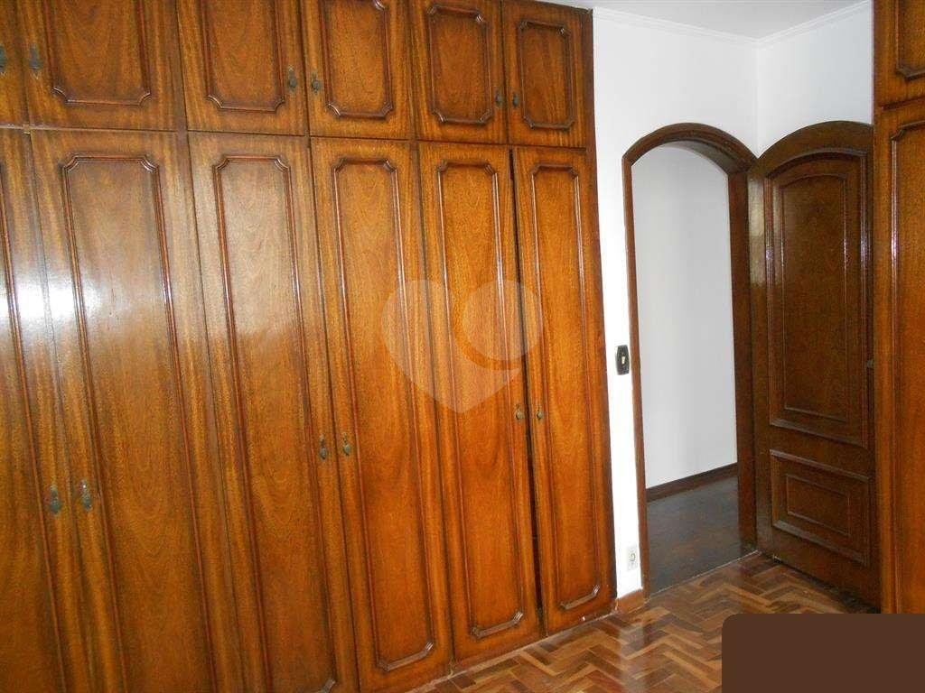 Apartamento bem localizado com 3 dormitórios sendo 1 suíte.