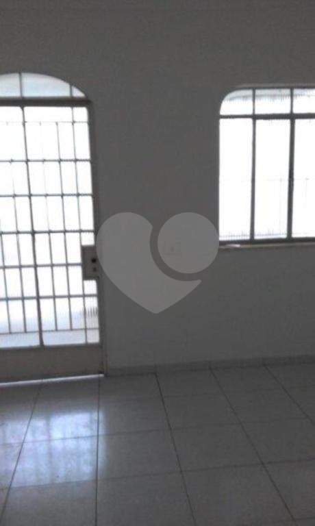 Casa à venda e aluguel com 3 quartos, 220m² - Foto 12