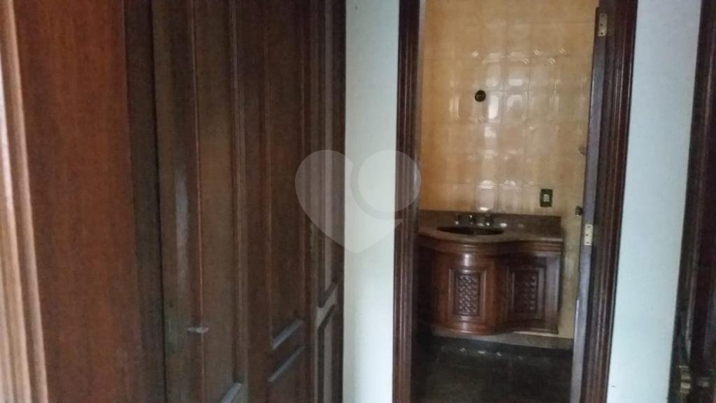 Casa à venda e aluguel com 3 quartos, 263m² - Foto 15