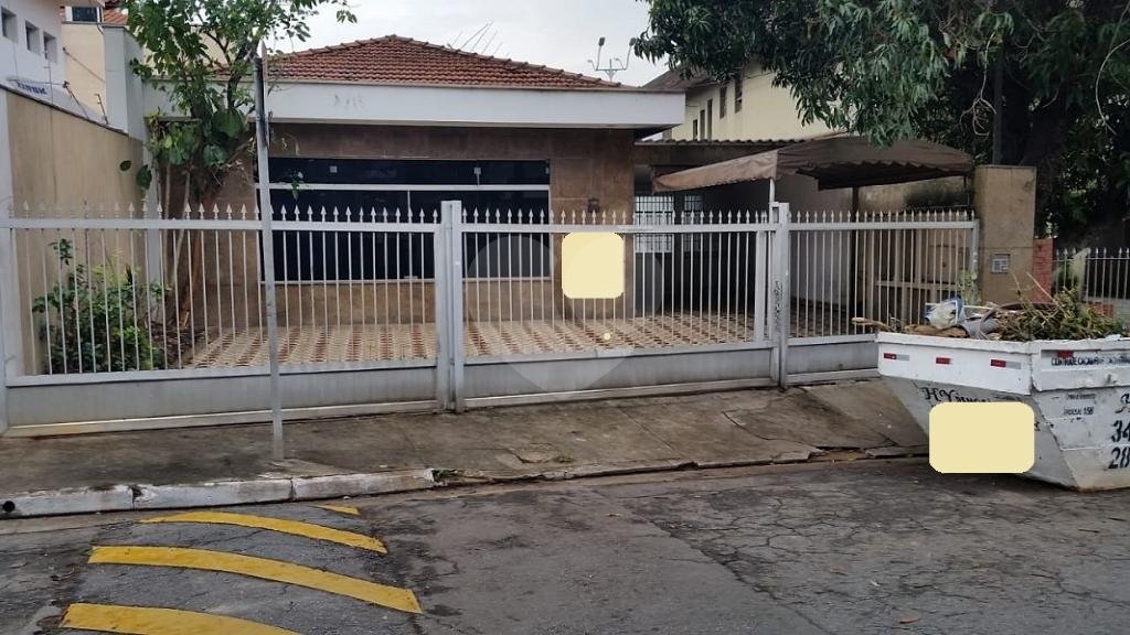 Casa à venda e aluguel com 3 quartos, 263m² - Foto 2