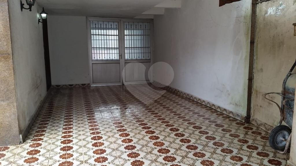 Casa à venda e aluguel com 3 quartos, 263m² - Foto 4