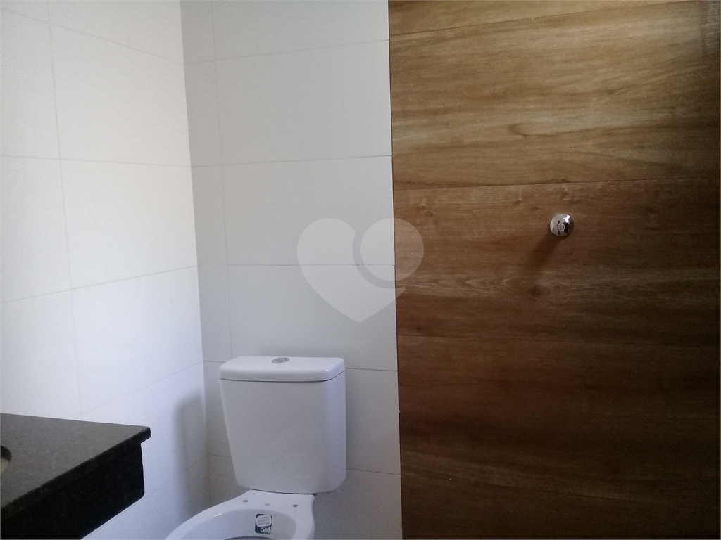 sobrados em condominio fechado limao