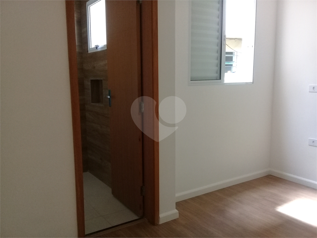 sobrados em condominio fechado limao