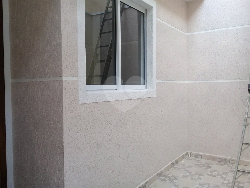 sobrados em condominio fechado limao