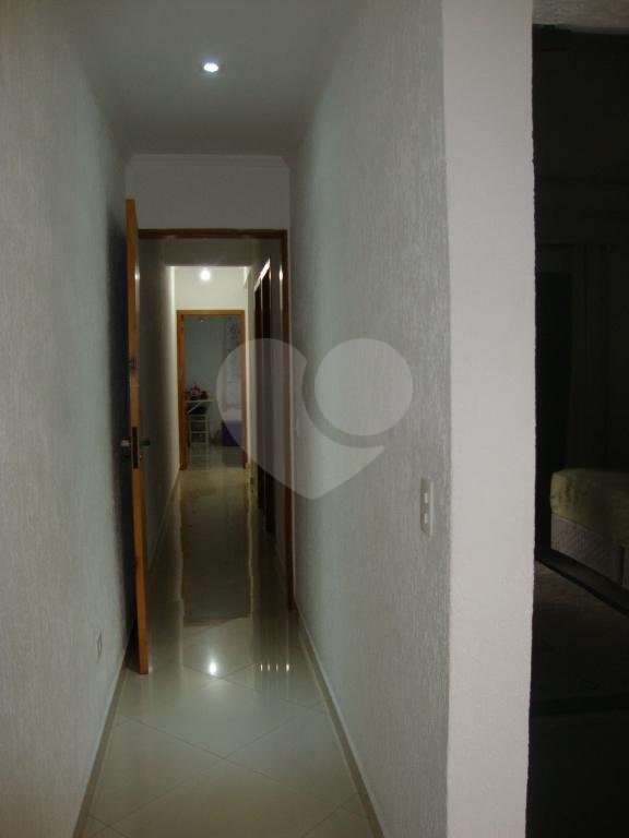 SOBRADO em ANHANGUERA