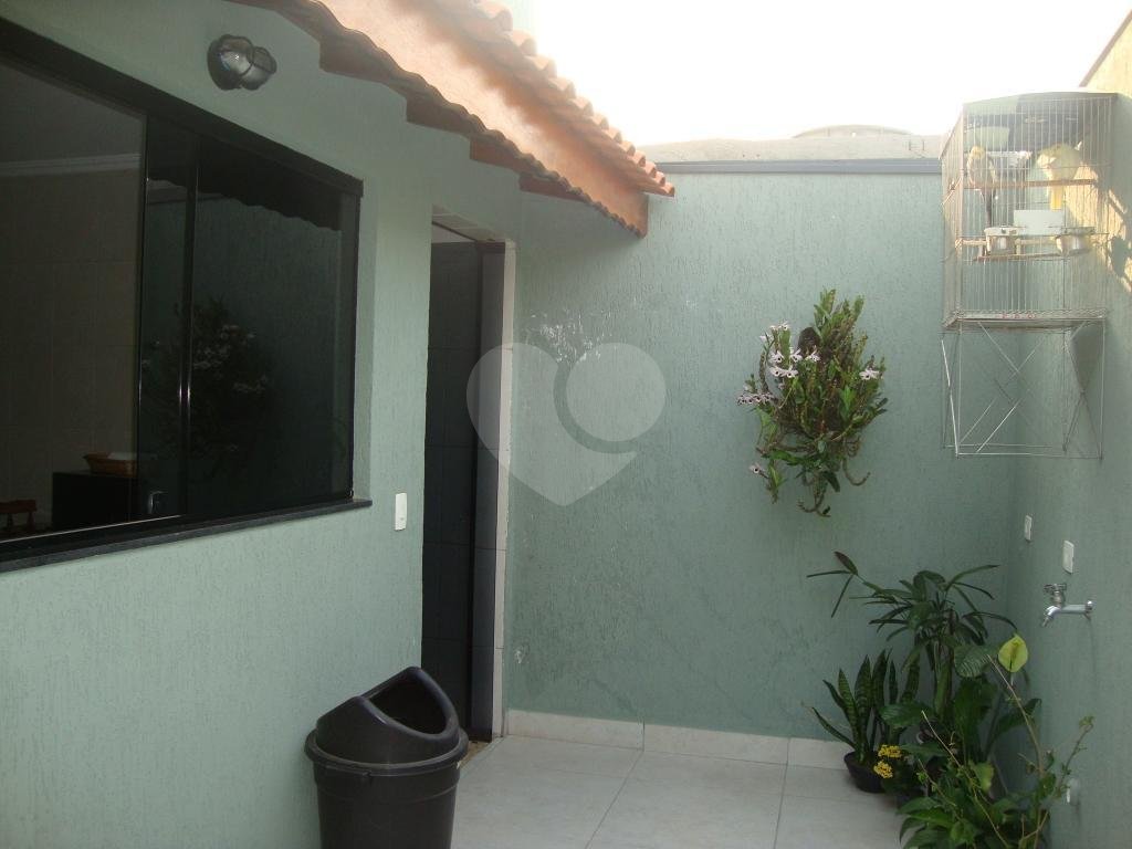 SOBRADO em ANHANGUERA