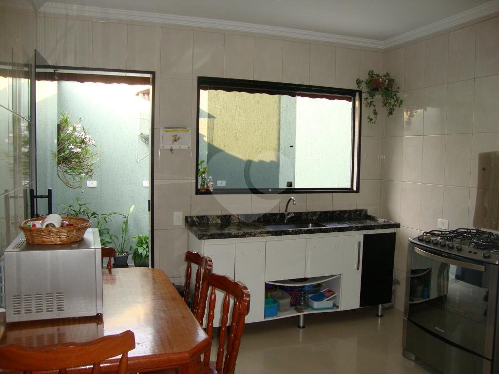 SOBRADO em ANHANGUERA