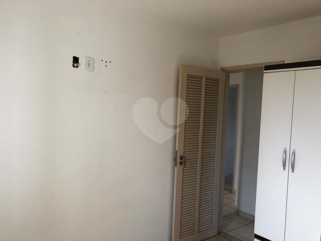 APARTAMENTO em SANTANA