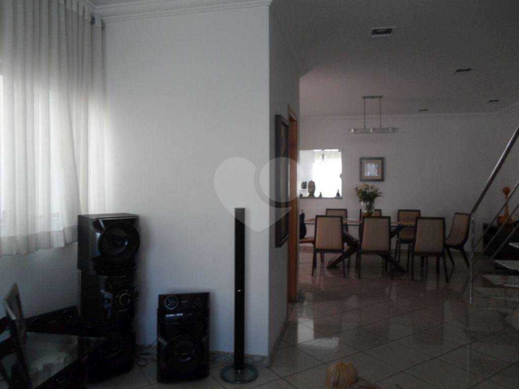 Sobrado à venda com 3 quartos, 160m² - Foto 17