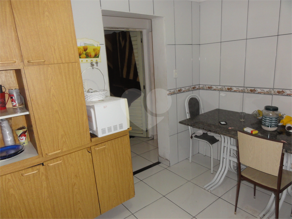 Casa à venda com 5 quartos, 200m² - Foto 15