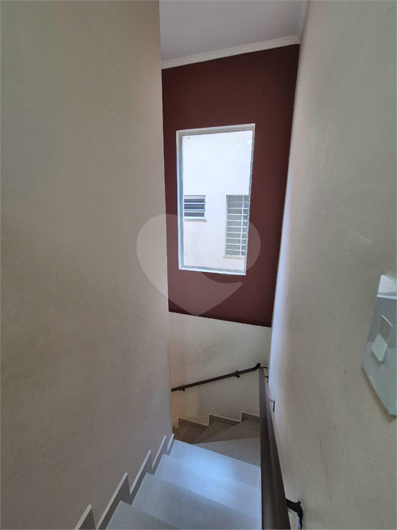 Sobrado na Vila Nova Mazzei com 3 dorms, 2 vagas e dependência de empregada