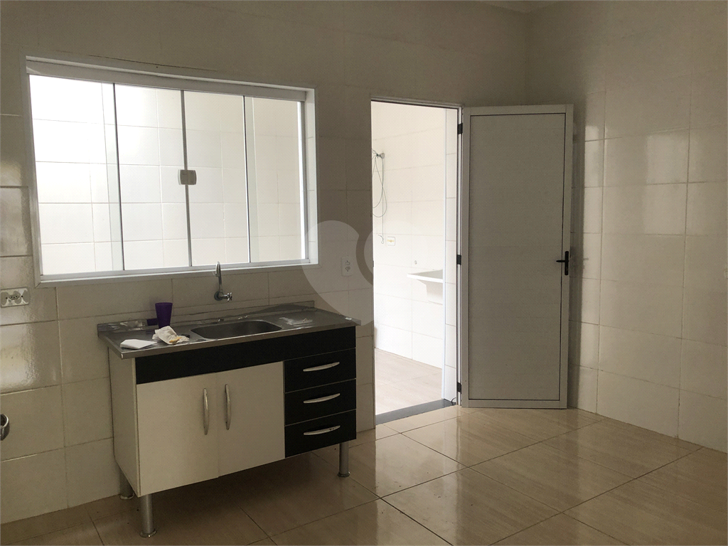 Sobrado à venda com 3 quartos, 100m² - Foto 12