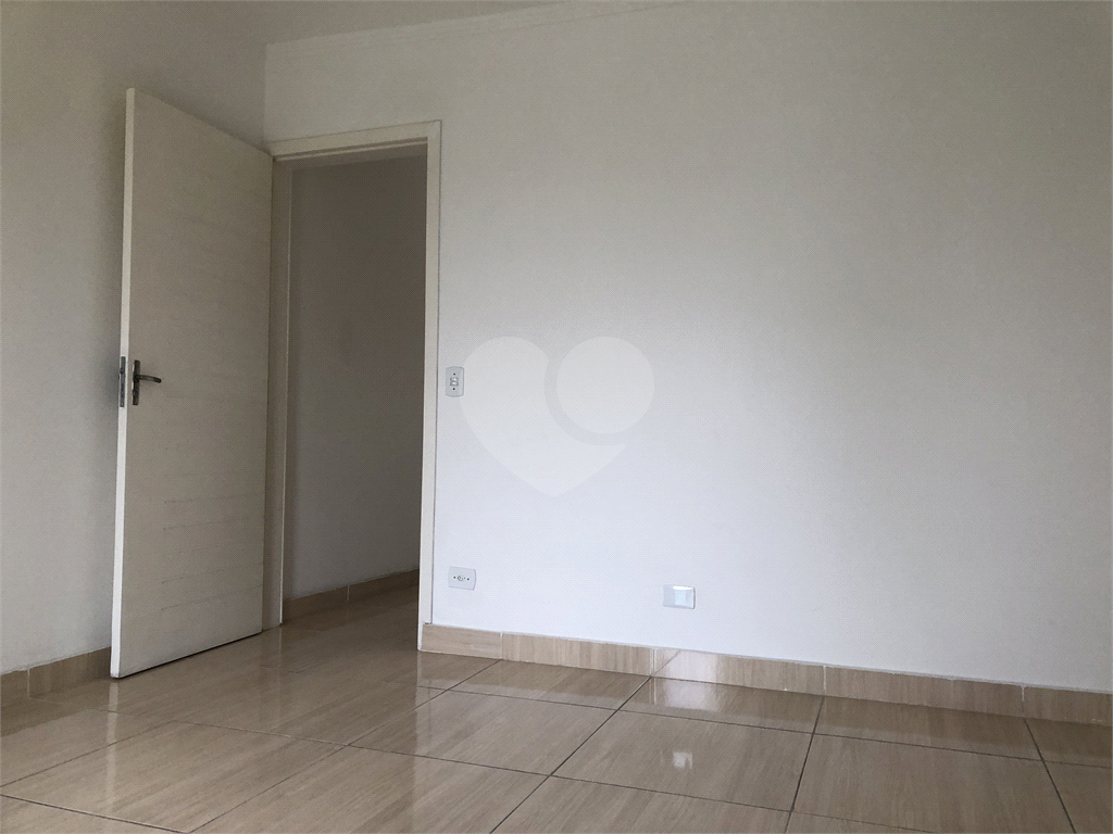 Sobrado à venda com 3 quartos, 100m² - Foto 35