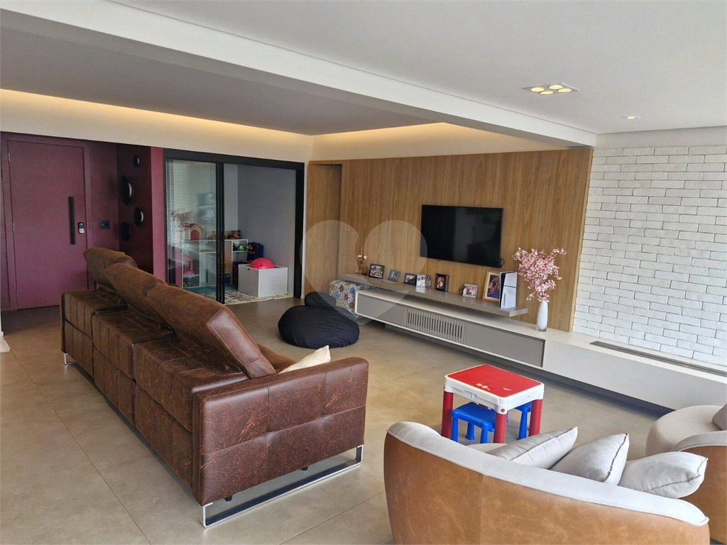 Excelente apartamento em condomínio espetacular.
