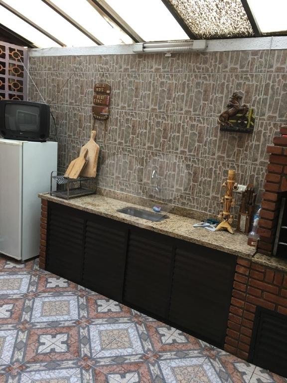 Sobrado Cond. Fechado Vila Medeiros.