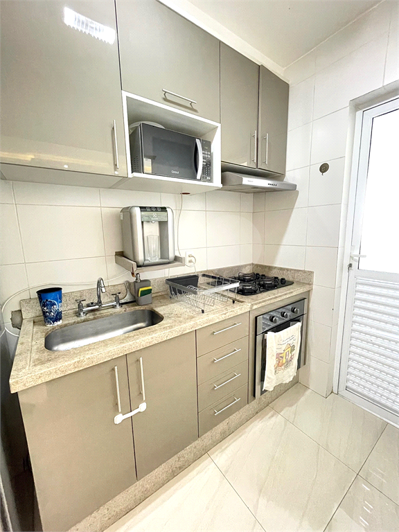 APARTAMENTO JULIO BUONO IMPECÁVEL