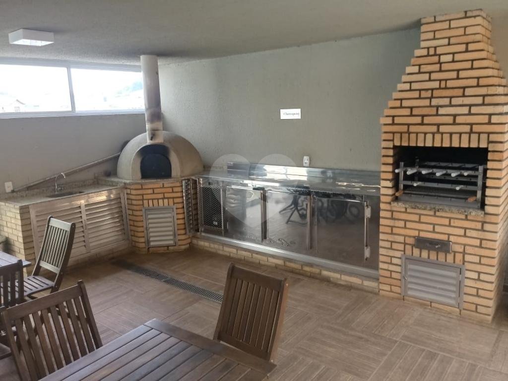 APARTAMENTO JULIO BUONO IMPECÁVEL