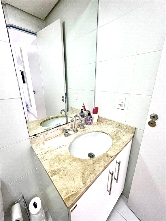 APARTAMENTO JULIO BUONO IMPECÁVEL