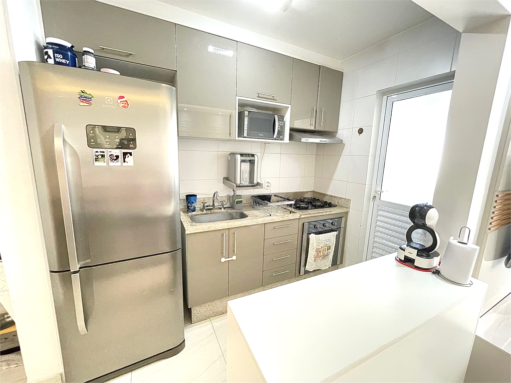 APARTAMENTO JULIO BUONO IMPECÁVEL