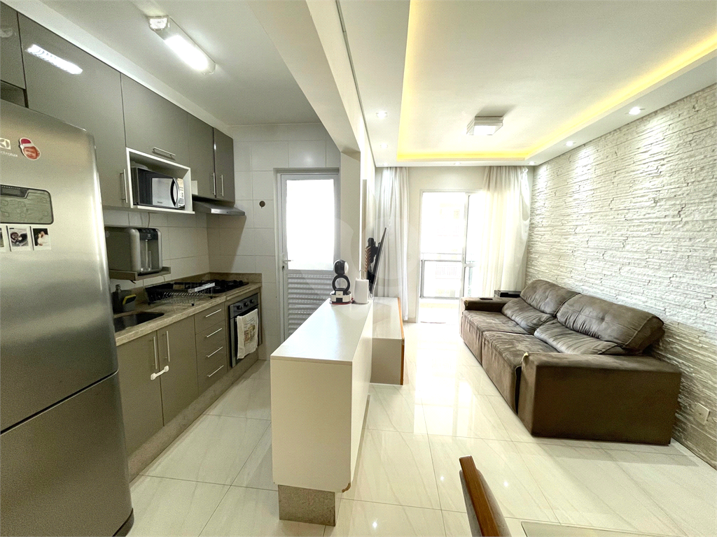 APARTAMENTO JULIO BUONO IMPECÁVEL