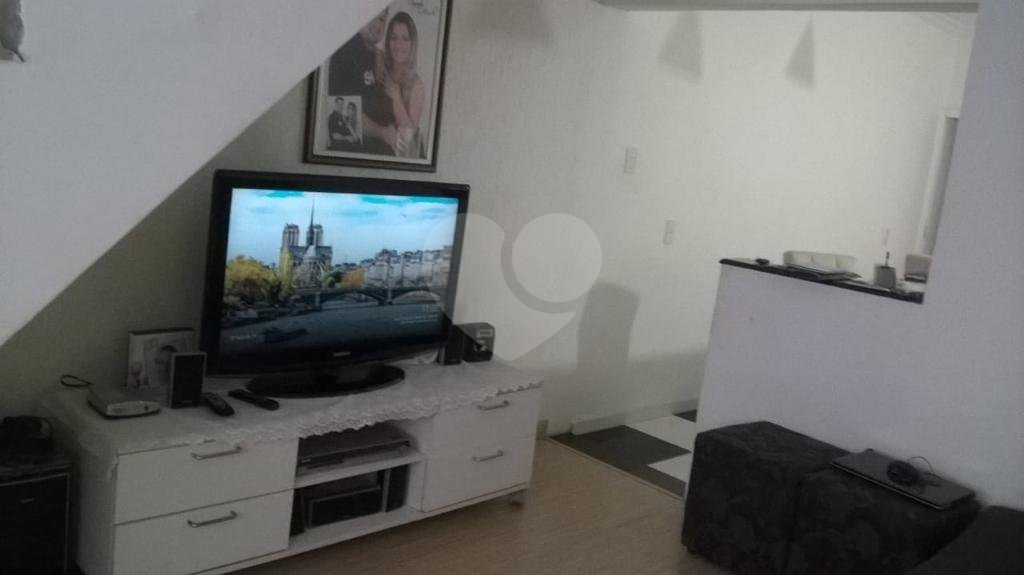 Sobrado à venda com 2 quartos, 240m² - Foto 10