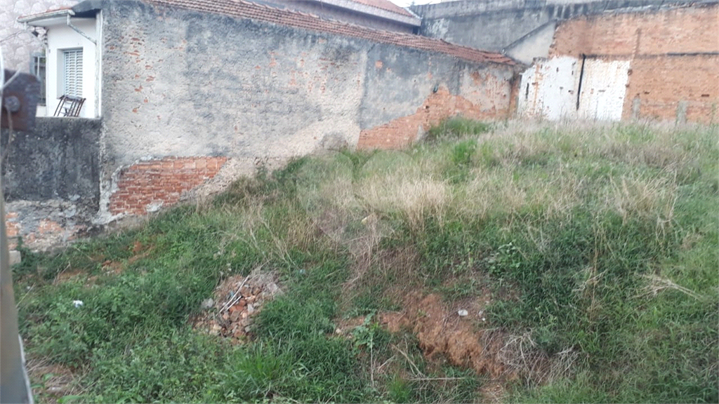 Terreno limpo Pronto para Construir com 271 metros em Ótimo Local Atenção Construtores!!