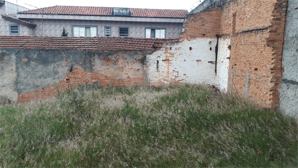 Terreno limpo Pronto para Construir com 271 metros em Ótimo Local Atenção Construtores!!