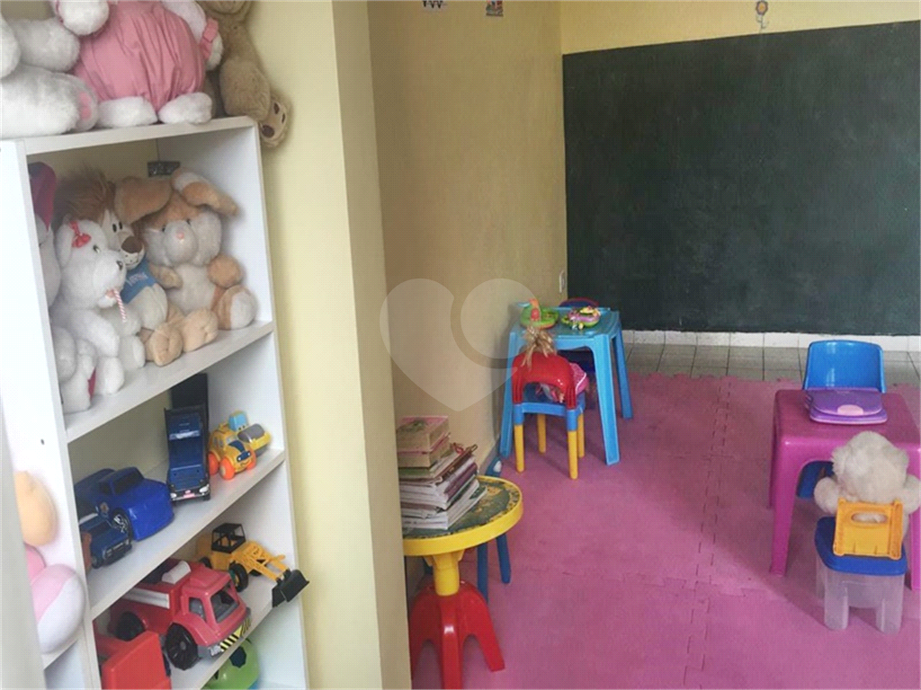 Vila Maria Apto. Mobiliado 67 m² 3 dor, 1 vg R$ 320 Mil