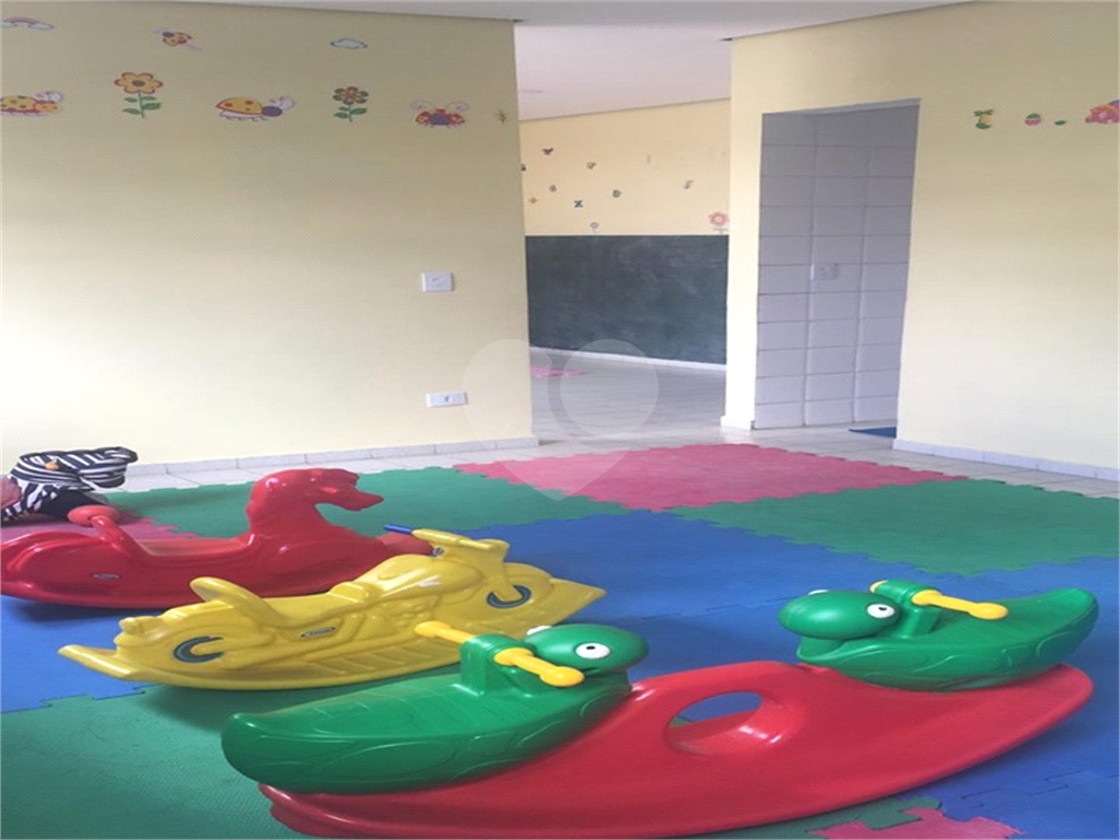 Vila Maria Apto. Mobiliado 67 m² 3 dor, 1 vg R$ 320 Mil