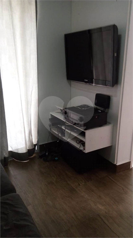 Apartamento no bairro Sitio do Mandaqui com 2 dormitórios, sala com sacada