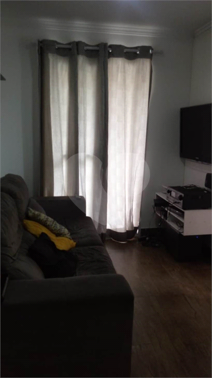 Apartamento no bairro Sitio do Mandaqui com 2 dormitórios, sala com sacada