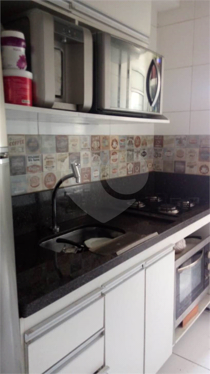 Apartamento no bairro Sitio do Mandaqui com 2 dormitórios, sala com sacada
