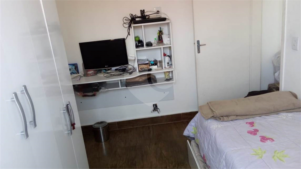 Apartamento no bairro Sitio do Mandaqui com 2 dormitórios, sala com sacada