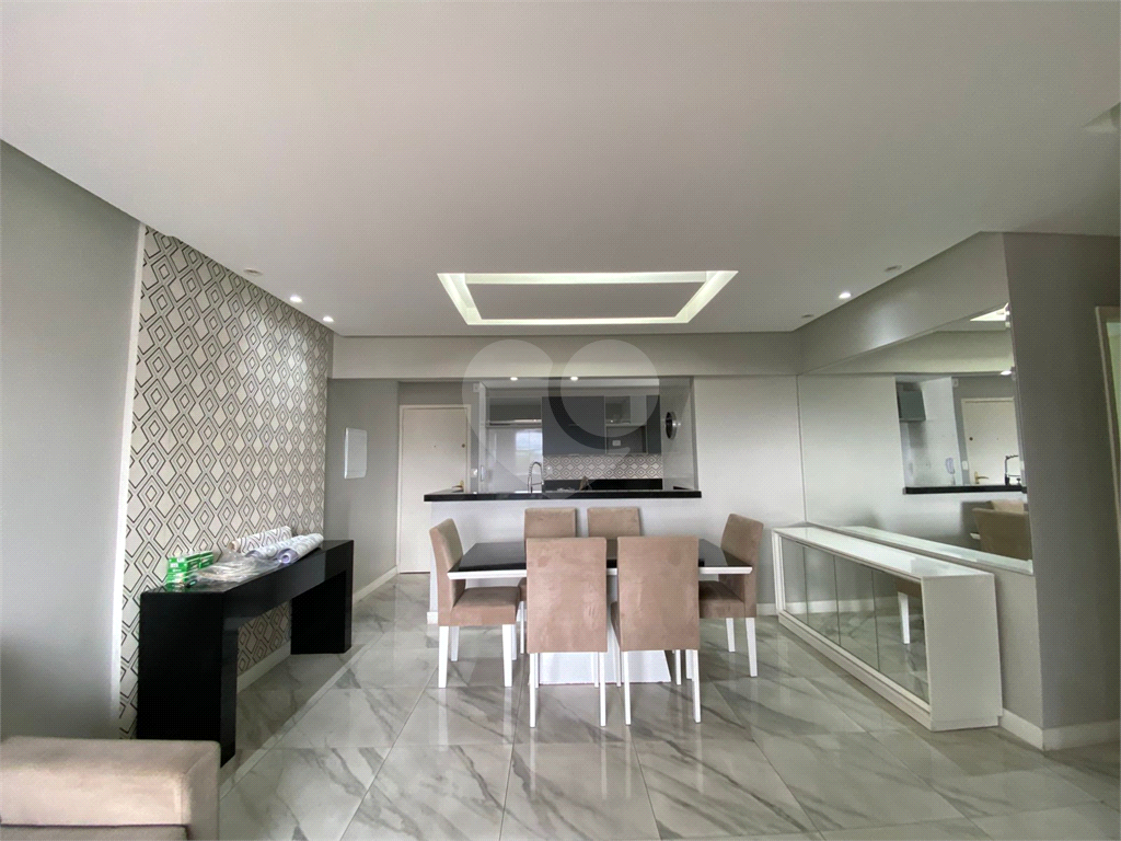 Apartamento á venda na Santa Teresinha