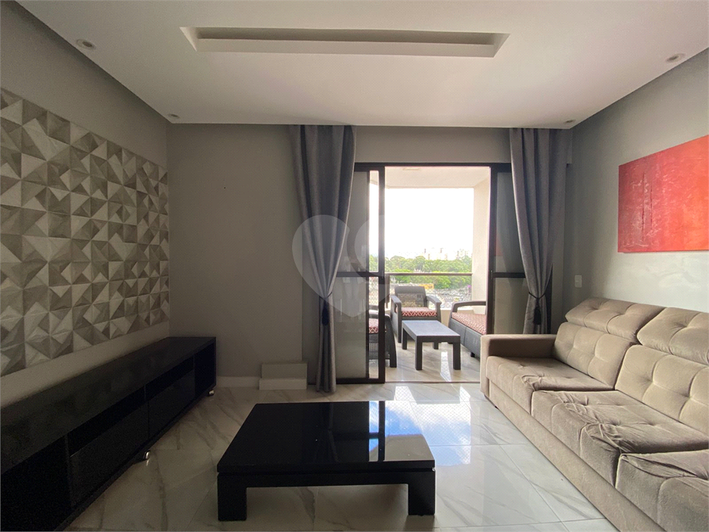 Apartamento á venda na Santa Teresinha