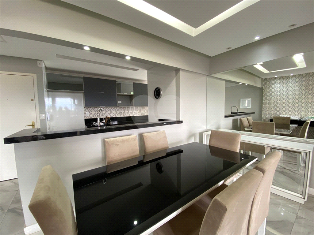 Apartamento á venda na Santa Teresinha