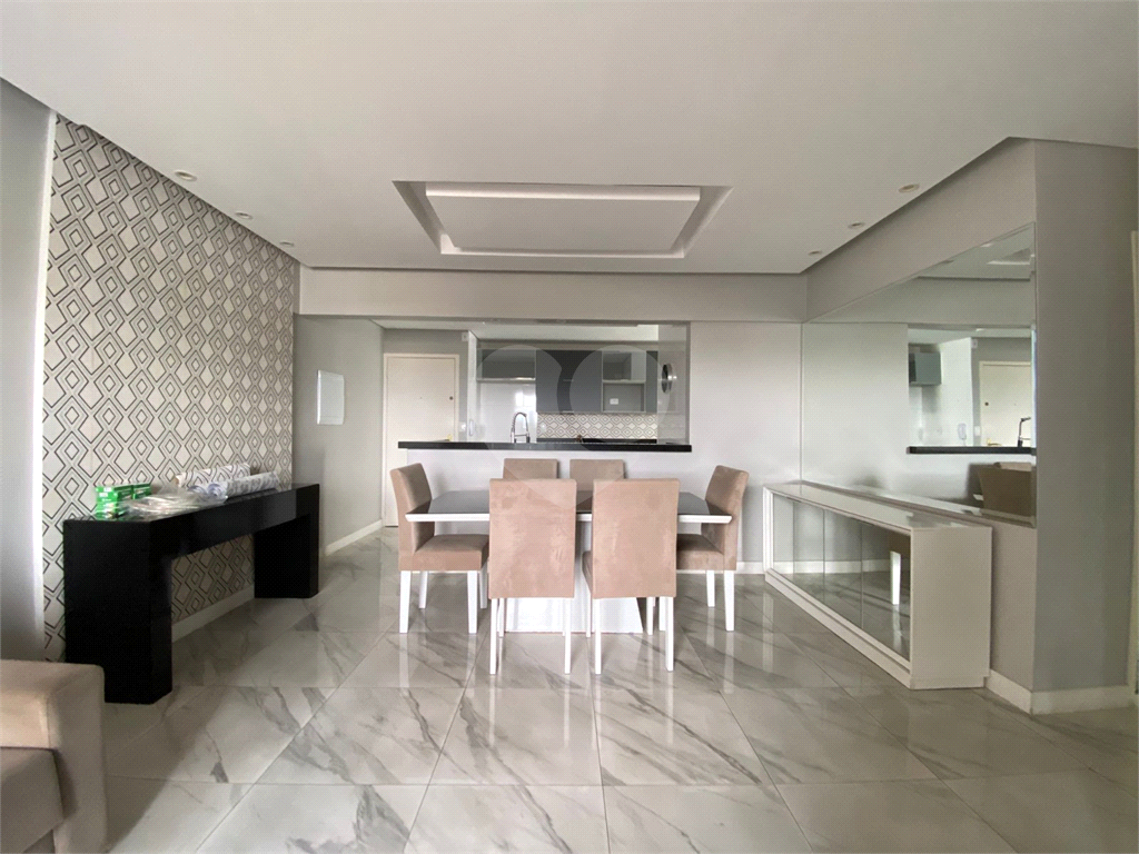 Apartamento á venda na Santa Teresinha