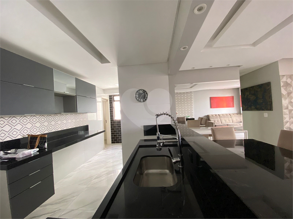 Apartamento á venda na Santa Teresinha