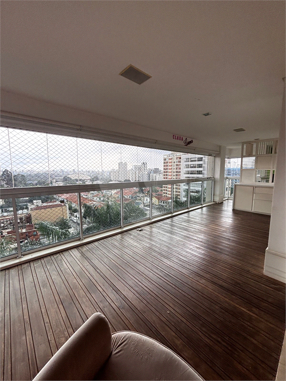 APARTAMENTO em PARAÍSO