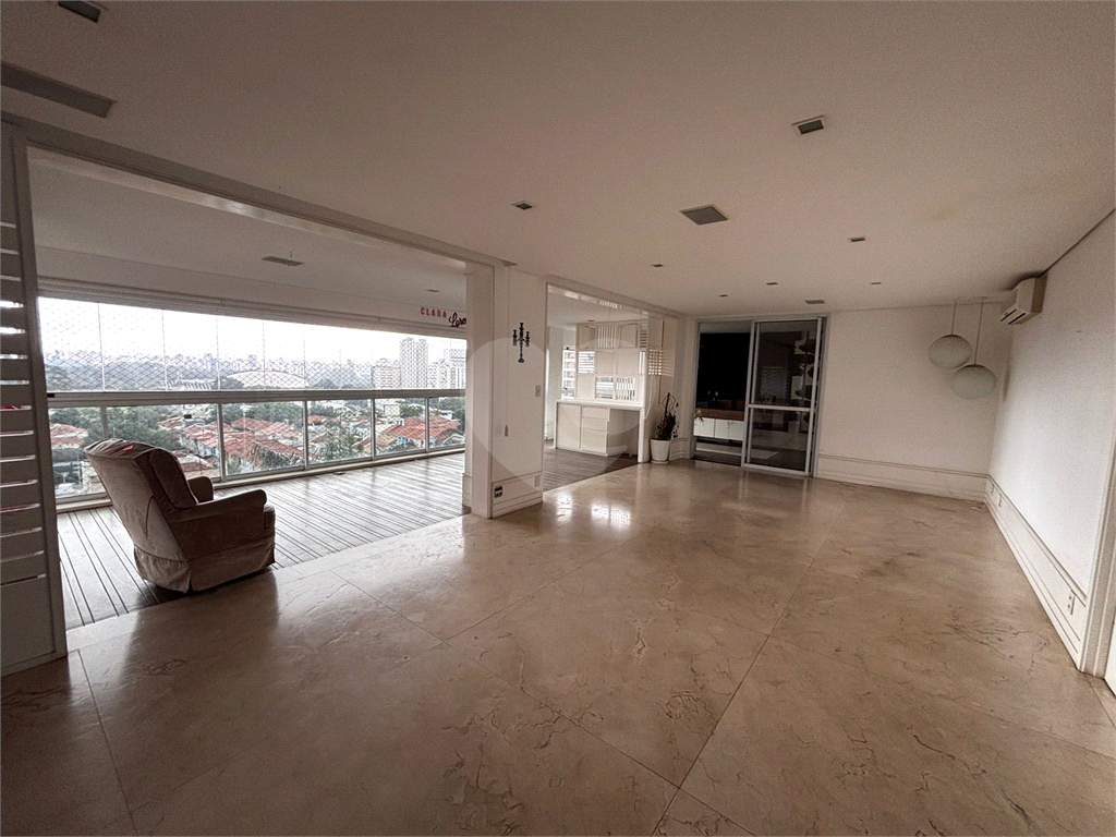 APARTAMENTO em PARAÍSO
