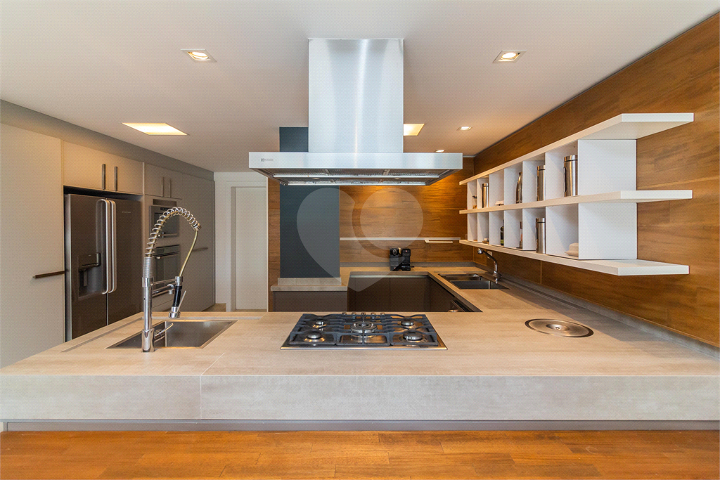APARTAMENTO A VENDA COM 3 QUARTOS, 180M2 AU NO JARDIM AMÉRICA