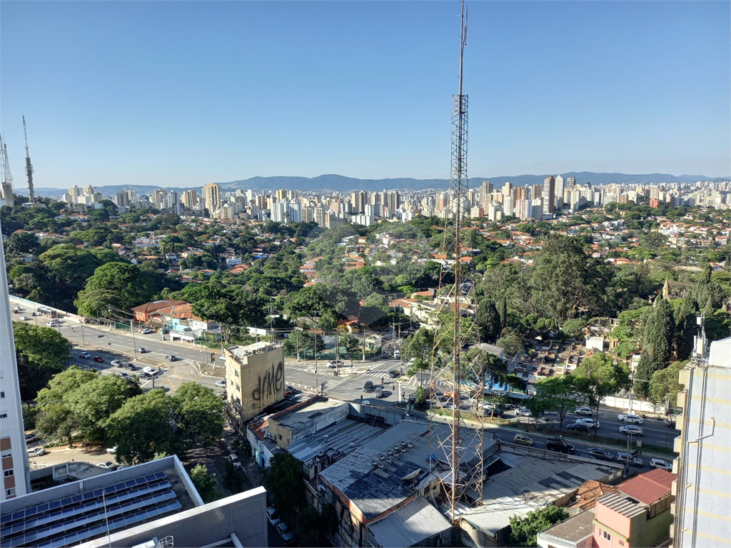 Apartamento a venda, reformado 2 quartos 1 suíte em Pinheiros, próximo ao metro e ao HC!